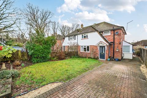 3 bed property, in Broadley Green, £525,000