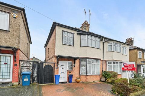 3 bed property, in Durham Road, £650,000