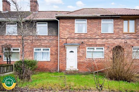 3 bed property, in Holmes Carr Road, £135,000