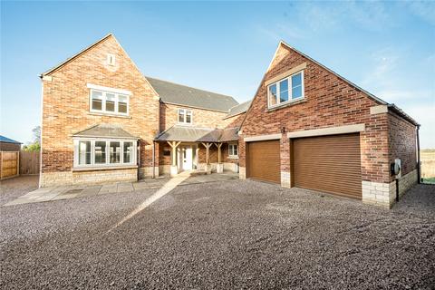 4 bed property, in Sandygate Court, £528,000