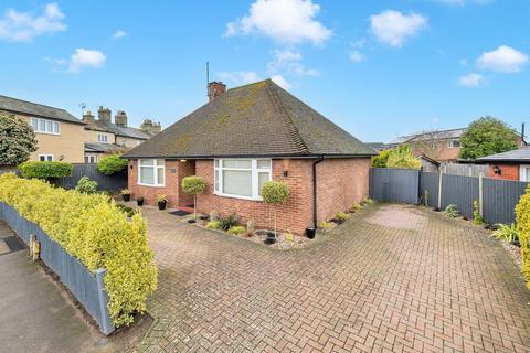 2 bed property, in Melbourn Road, £475,000