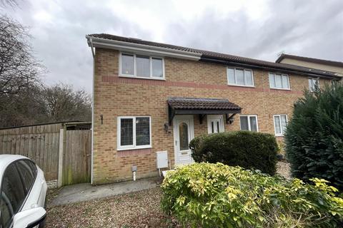 3 bed property, in Clos Y Dderwen, £199,950