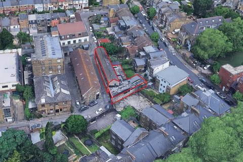 Studio, in Belfast Road, £2,500,000
