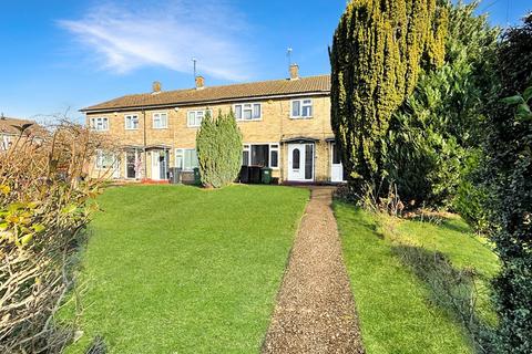 3 bed property, in Cherrytree Walk, £280,000