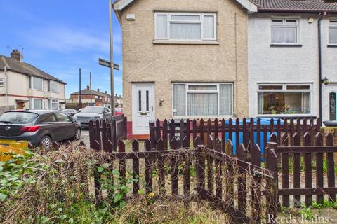 3 bed property, in Sutton View, £85,000