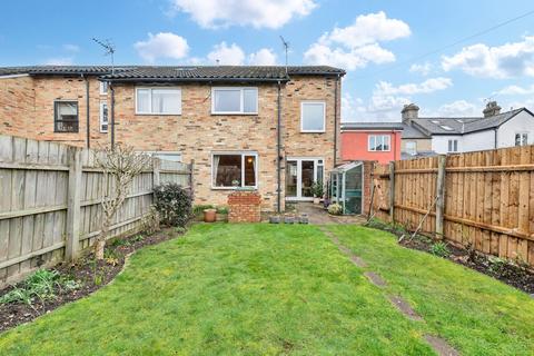 3 bed property, in High Street, £375,000