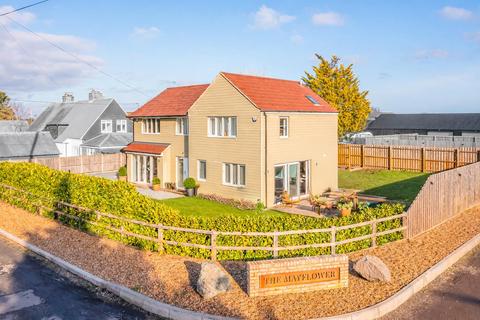 4 bed property, in Mill Road, £625,000