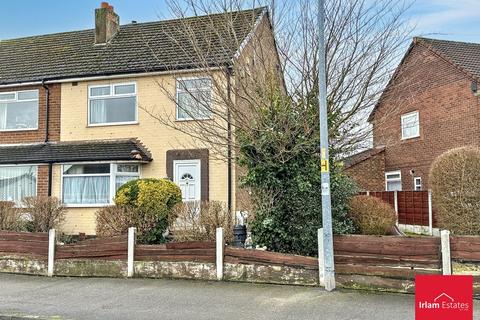 3 bed property, in School Lane, £200,000