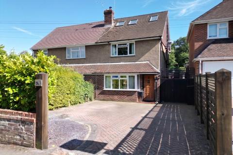 3 bed property, in Redhatch Drive, £480,000