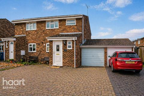 3 bed property, in Ellison Lane, £415,000