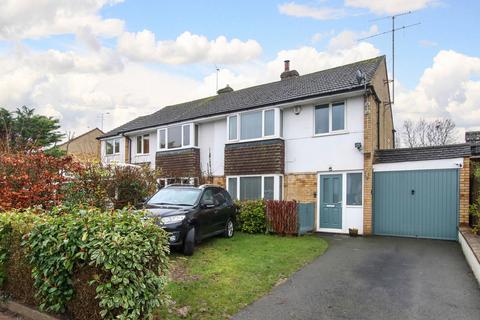 3 bed property, in Christchurch Road, £575,000