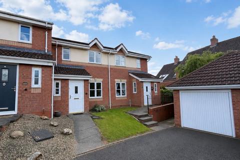 2 bed property, in Churchward Drive, £195,000