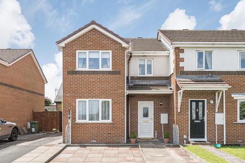 3 bed property, in Llys Warner, £220,000