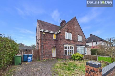 3 bed property, in Tithe Barn Road, £190,000
