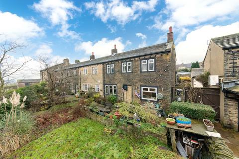 5 bed property, in Toad Hall, £325,000