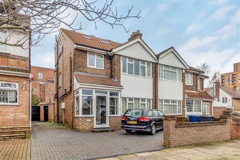 3 bed property, in Bowes Road, £975,000