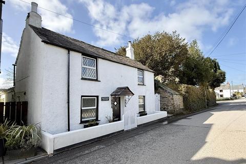 3 bed property, in St. Teath, £360,000