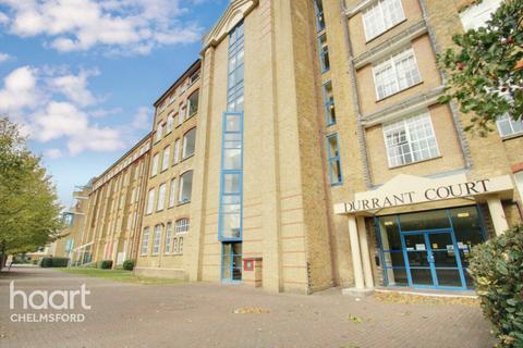 2 bed property, in Brook Street, £210,000