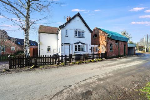 3 bed property, in Holyhead Road, £280,000