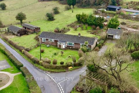 3 bed property, in Boyke Lane, £750,000