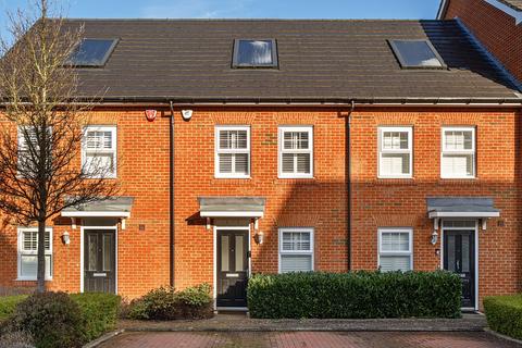 3 bed property, in Sullivan Row, £485,000