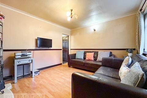 3 bed property, in Clarendon Street, £210,000