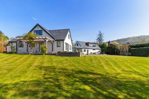 4 bed property, in Broadwood Drive, £1,300,000