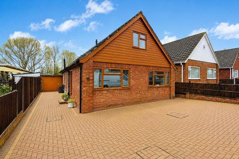 4 bed property, in Somerville Close, £347,500