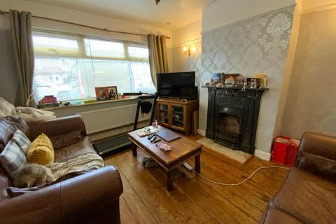 3 bed property, in Elm Park Avenue, £415,000