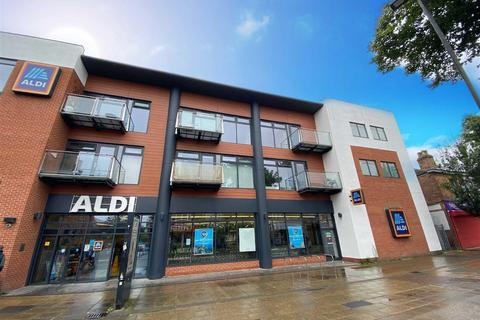 1 bed property, in School Road, £150,000
