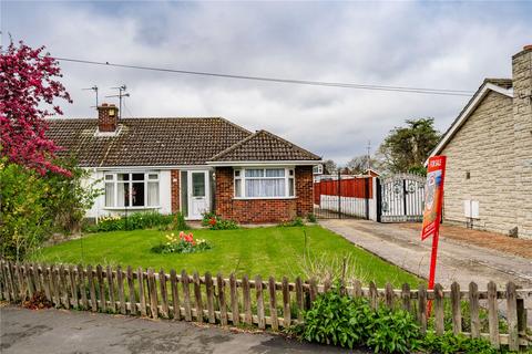 2 bed property, in Field House Road, £210,000