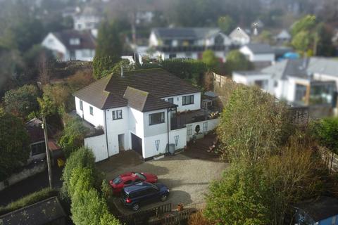 3 bed property, in Trevarrick Road, £425,000