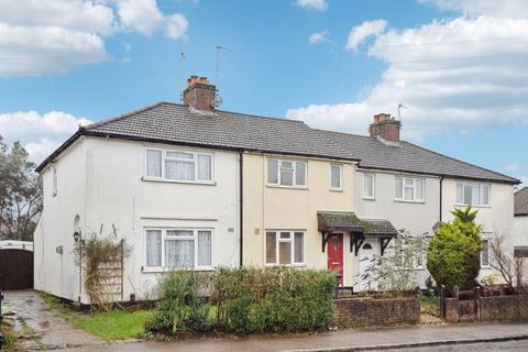 2 bed property, in Melbourne Road, £475,000
