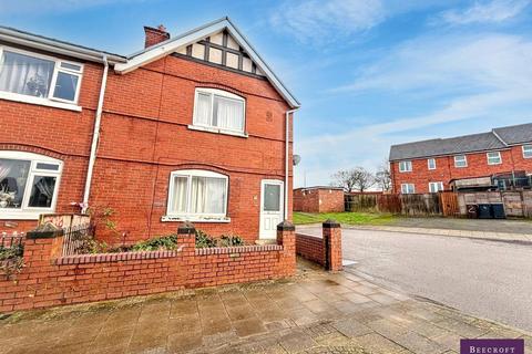 3 bed property, in Hastings Street, £85,000