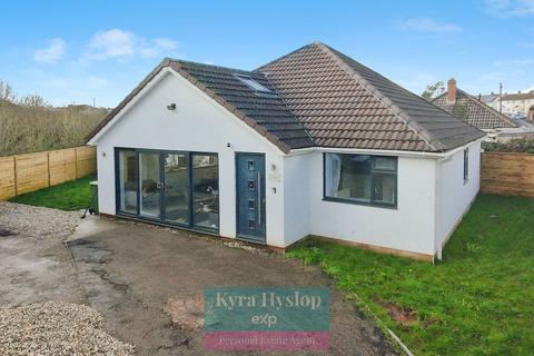4 bed property, in Lower Harrington Lane, £400,000