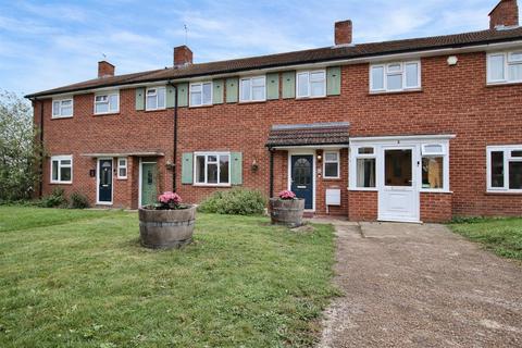 4 bed property, in Delius Close, £550,000