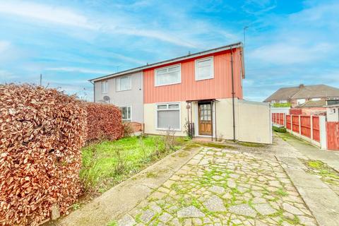 3 bed property, in Annes Crescent, £65,000