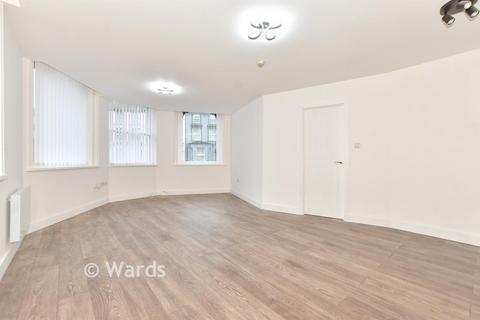 2 bed property, in Harvey Street, £90,000