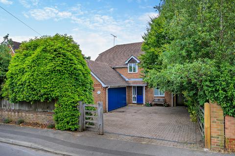 4 bed property, in Cock Lane, £945,000