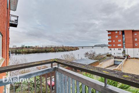 1 bed property, in Jim Driscoll Way, £160,000