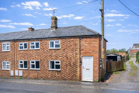 3 bed property, in Drayton Parslow, £375,000