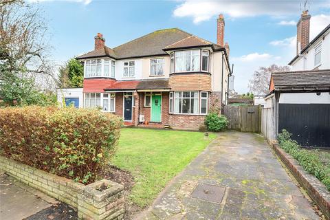 4 bed property, in Grange Road, £650,000