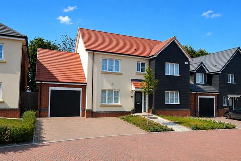 4 bed property, in Mortimer Road, £475,000