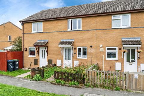 2 bed property, in Ashley Gardens, £220,000