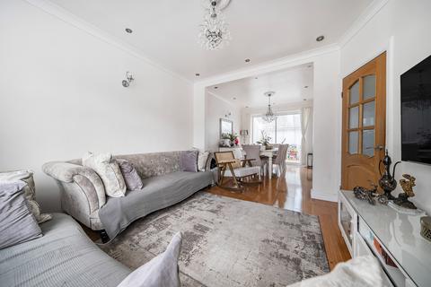 4 bed property, in Brownspring Drive, £650,000