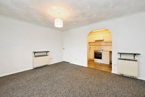 1 bed property, in Telford Close, £85,000