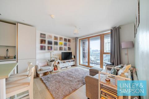 1 bed property, in Ironworks, £180,000