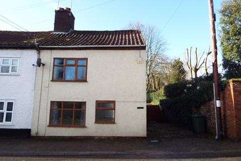 3 bed property, in Church Street, £240,000