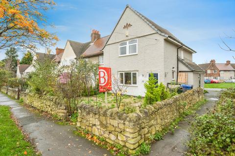 3 bed property, in East Avenue, £140,000