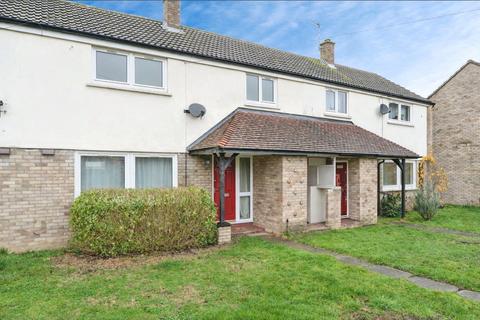 3 bed property, in Magdalene Close, £300,000